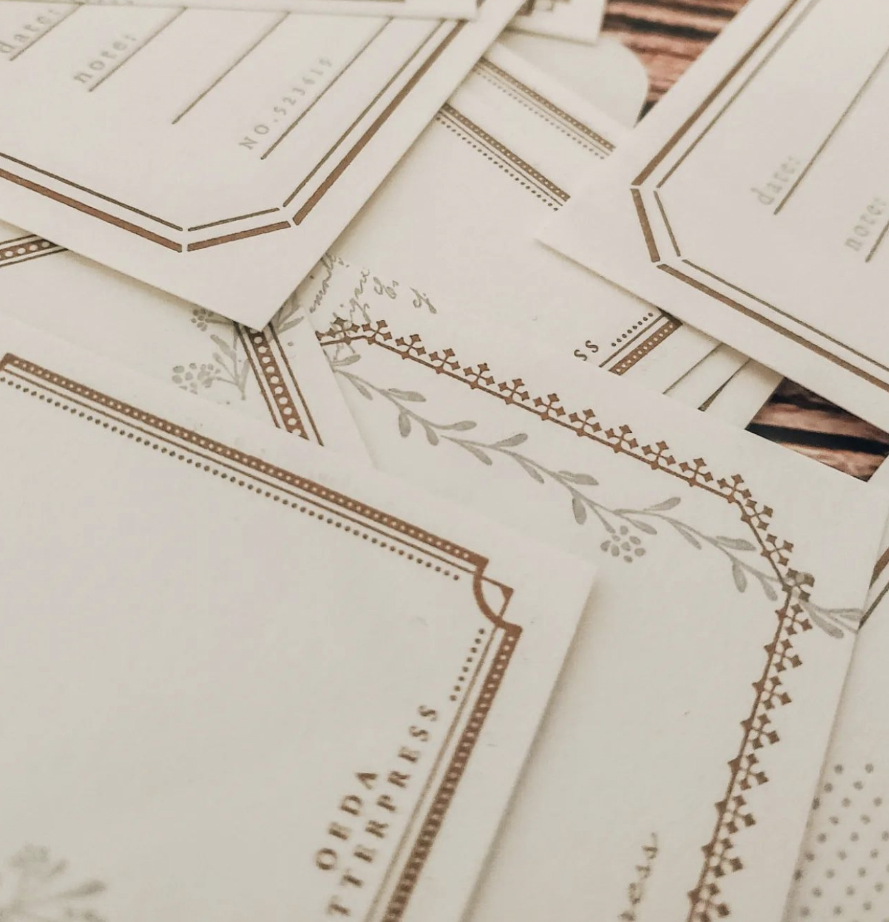 OEDA Letterpress - Assorted Card Box - Mellow Silver
