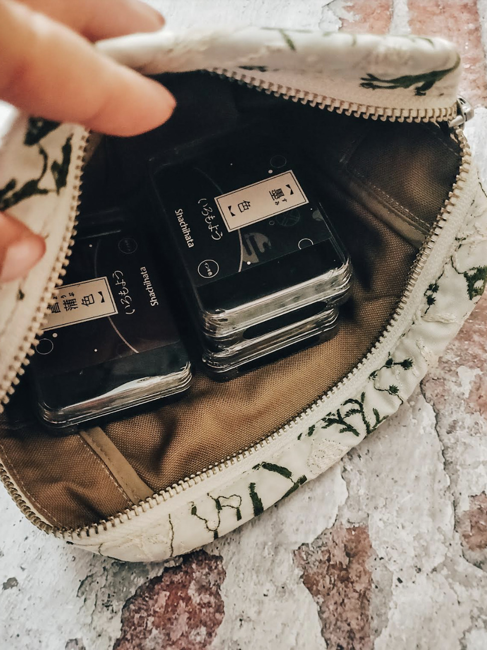 Classiky - Big Embroidery Pouch