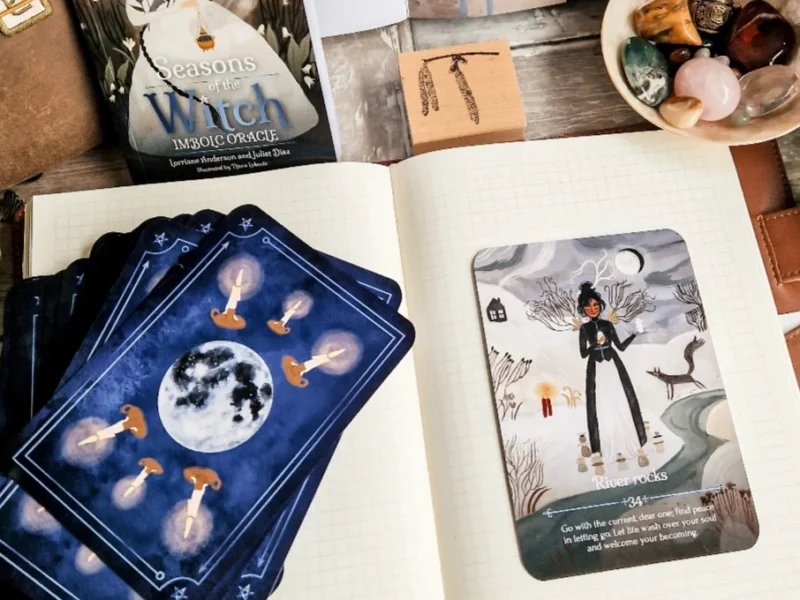 Analog Projects with Desiree: Journaling with Oracle Cards