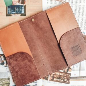 Cafe Analog x PutandPaper – B6 Slim Chocolate Caramel – Leather Journal Cover
