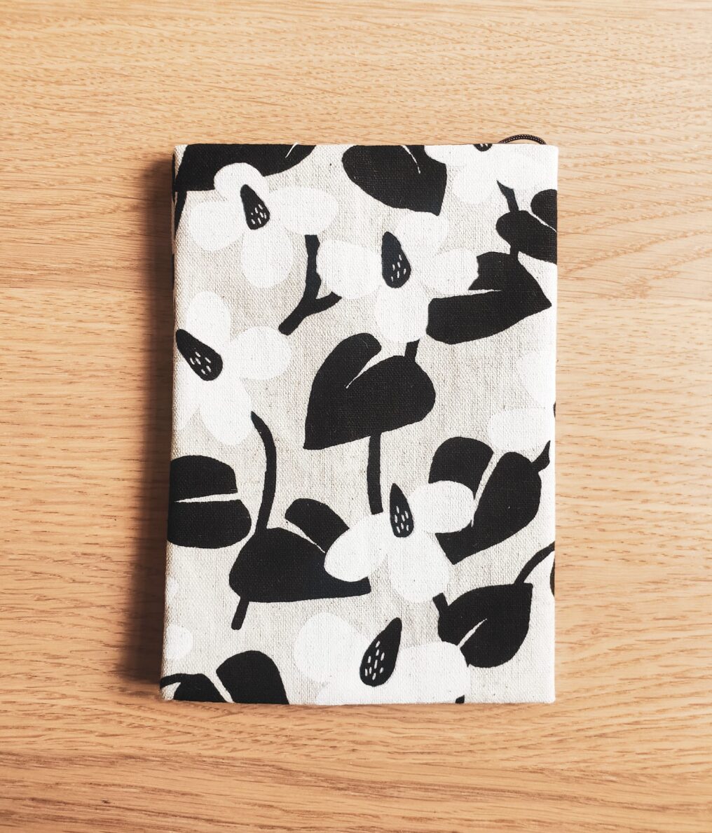 Cotton Linen Book Cover - A6 size - White Black