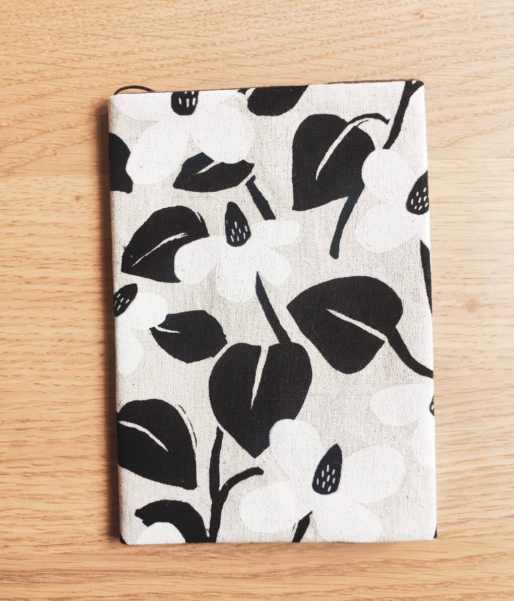 Cotton Linen Book Cover - A6 size - White Black