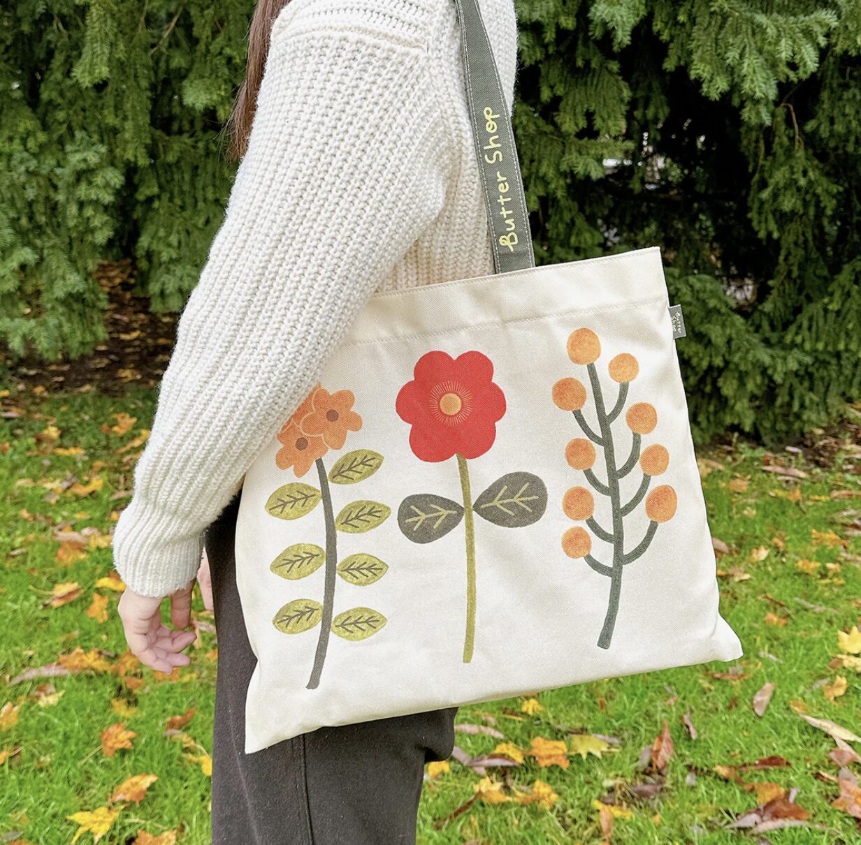 Yuka Butter - Flower Bag