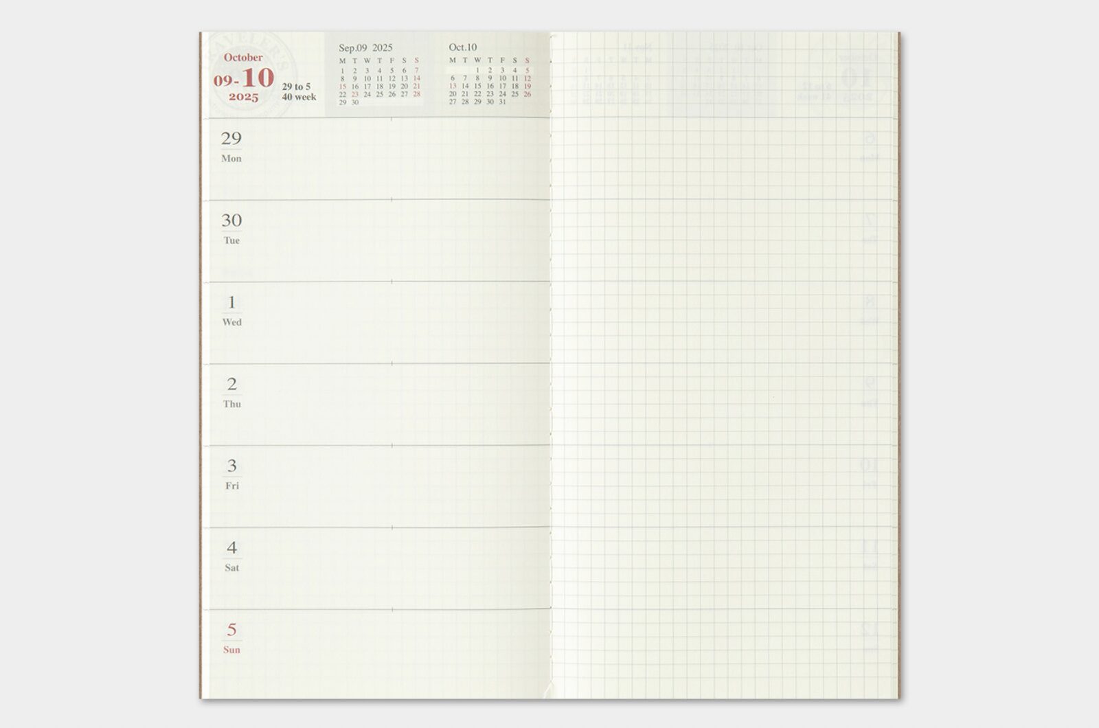 TRC Traveler’s Notebook 2025 - Weekly + Memo Diary - Regular Size