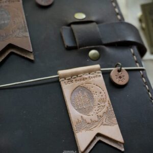 LCN – Lin Chia Ning x Ample Leather – Moon Original – Pennant Set