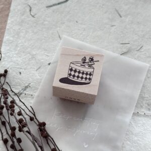 NOVE – Little Ordinary People – Candle Girl – Stamp