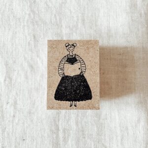 Cotori Cotori – Girl Reading – Stamp