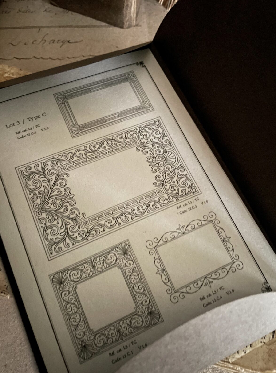 Cafe Analog x Lamp x Paperi Brocante - Catalogue de Cadres - Exclusive Memo Paper
