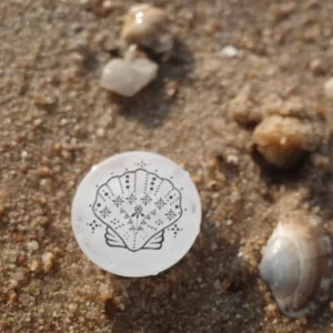 HANEN Studio – Seashell Picking – Special Edition Stone Stamp