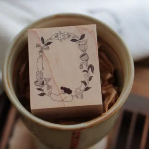 Ivy Snow – Whispering Garden Frame – Stamp